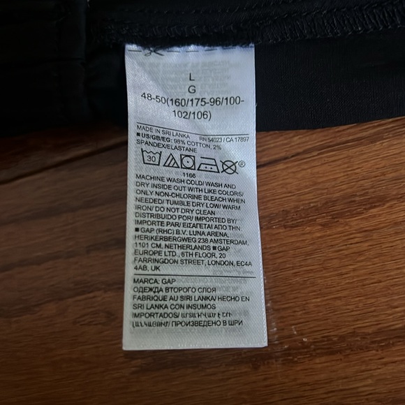 $10 CLEAR OUT SALE -  drawstring shorts NWT size L - Picture 2 of 3